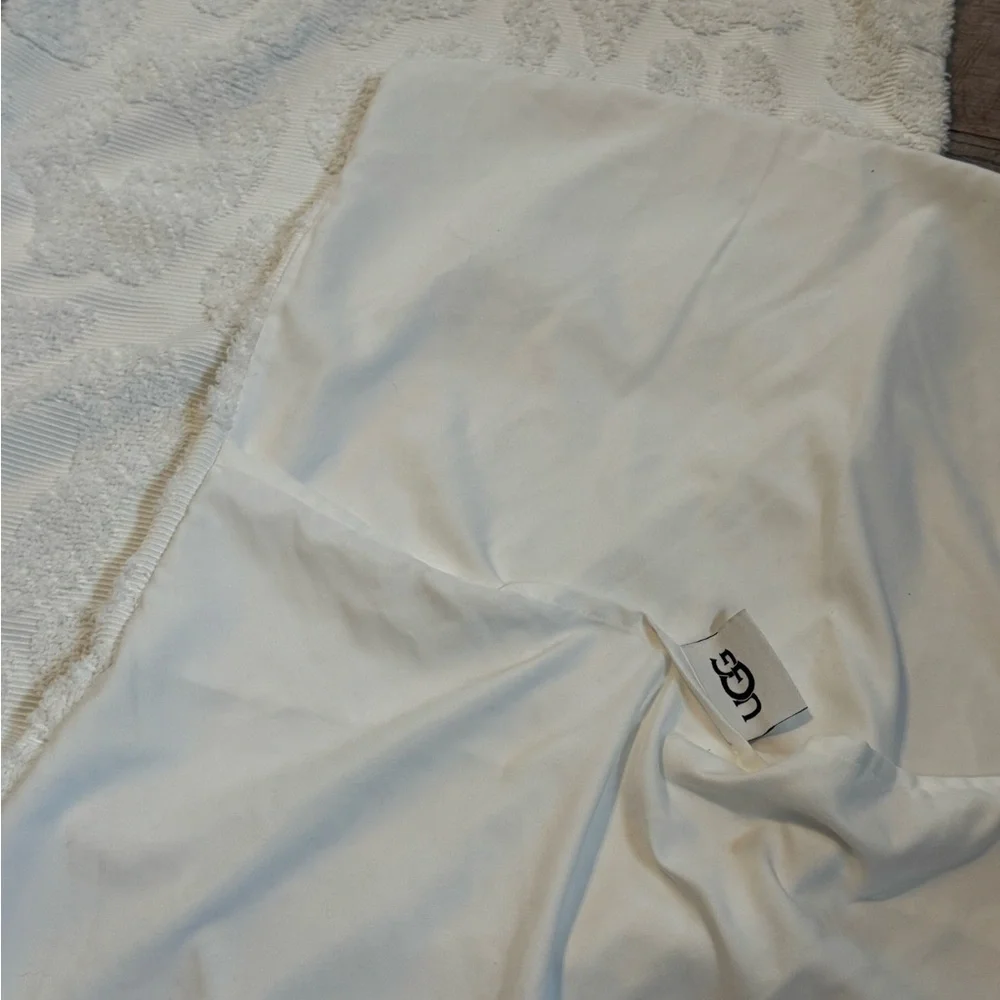 Set of Two Cream Ugg Jacquard Pillow Shams